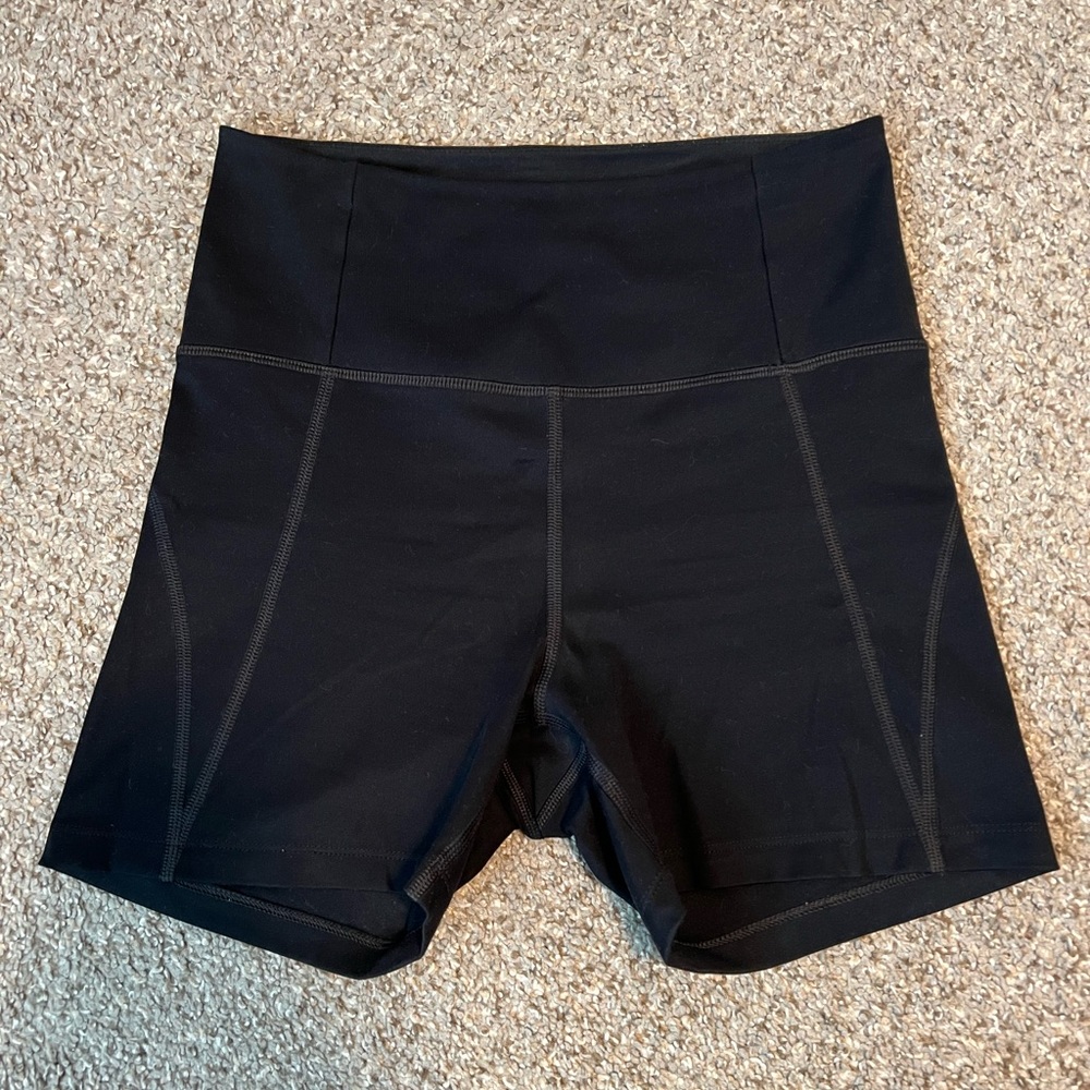 Girlfriend Collective Run Shorts - Black